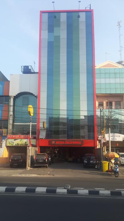 California Hotel Jakarta Eksteriør bilde