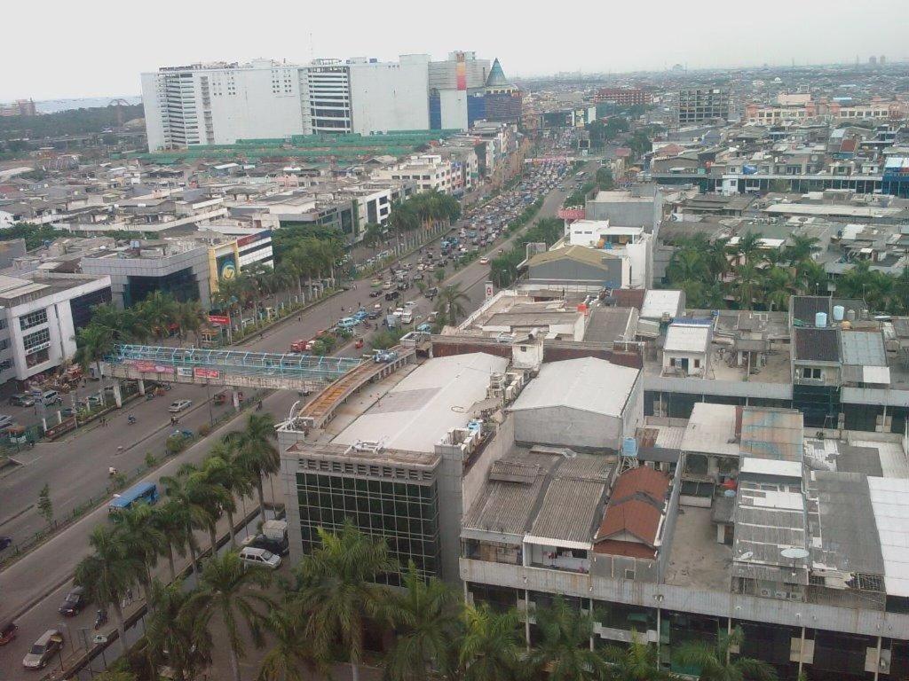 California Hotel Jakarta Eksteriør bilde